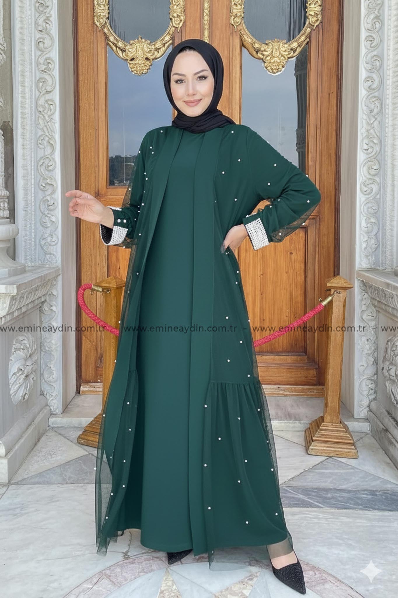 Aleyna Abaya Zümrüt