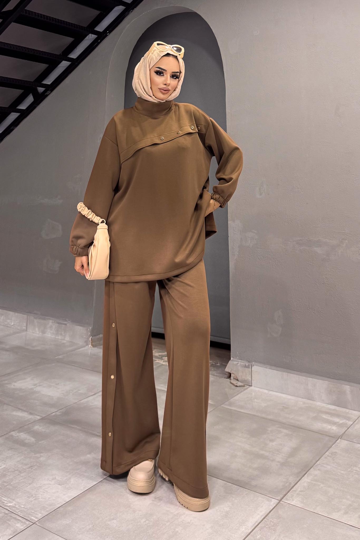 Nyla Düğmeli Takım Taba