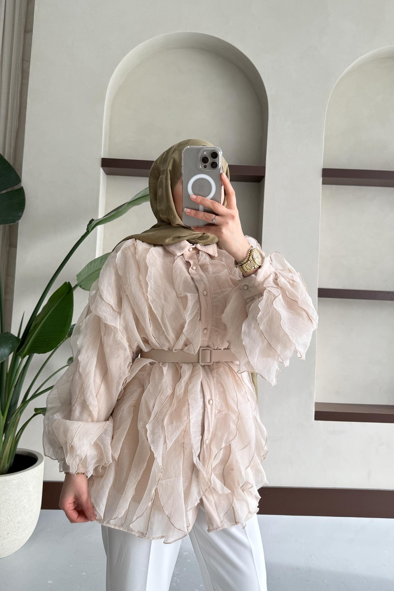 Ales Shoulder Lace Shirt Ecru