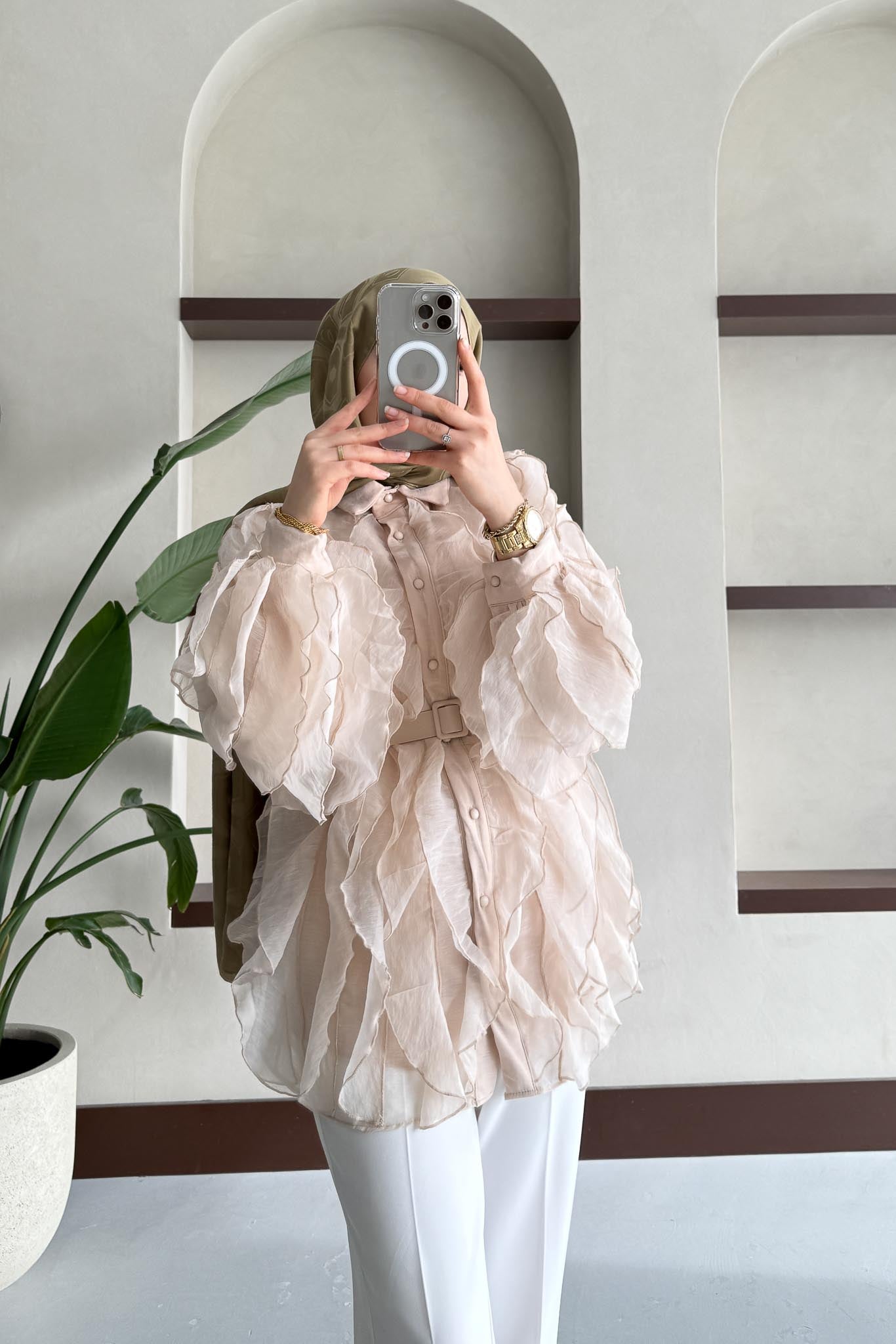 Ales Shoulder Lace Shirt Ecru