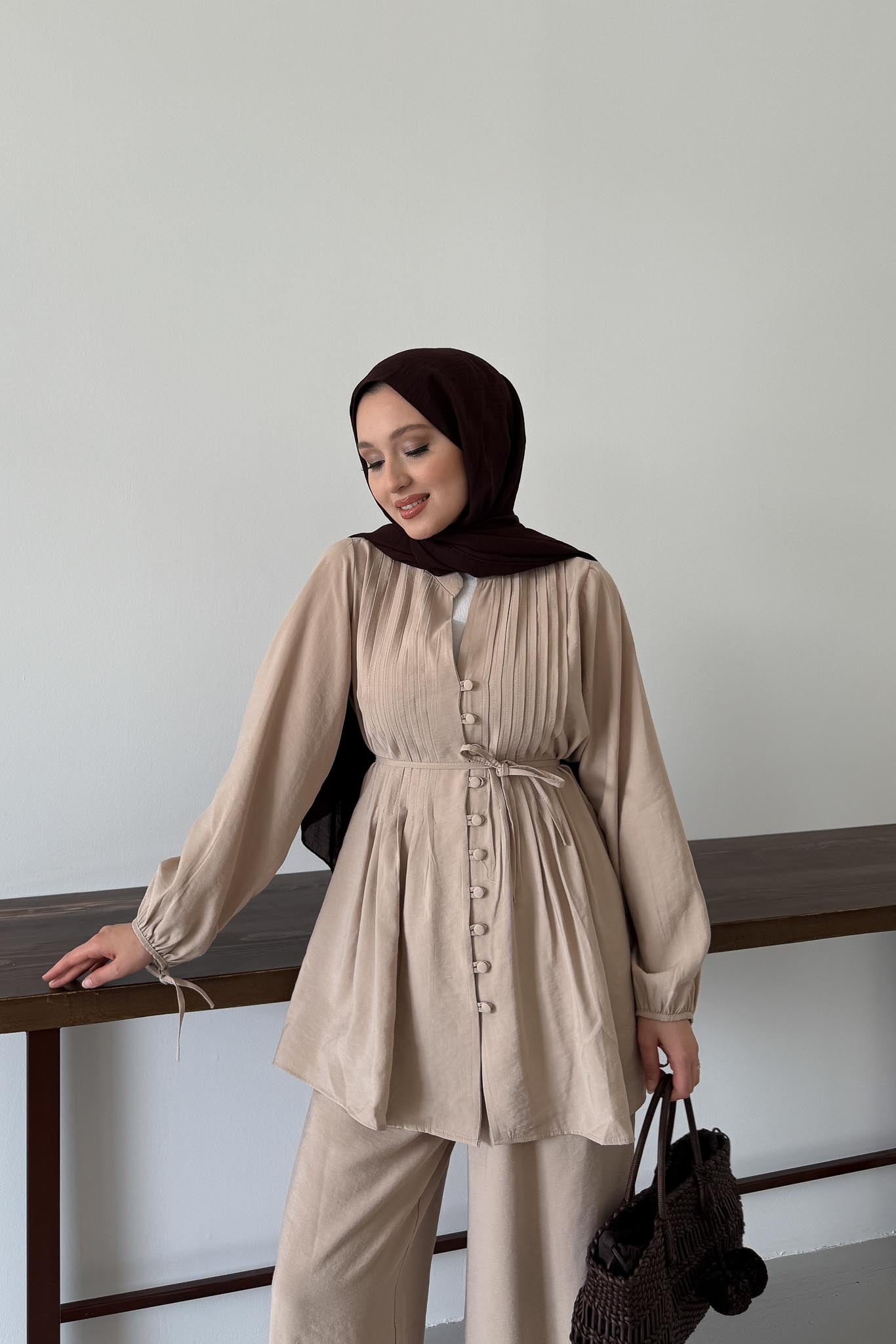 Ales Shoulder Lace Shirt Ecru