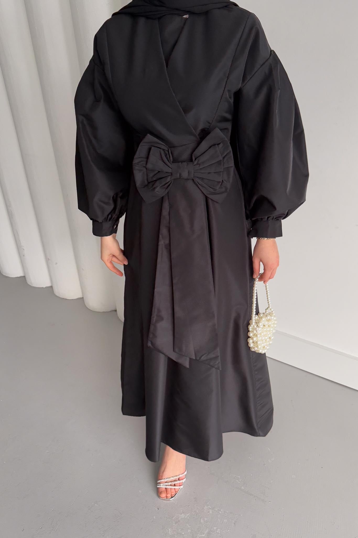 Fiyonklu Elbise Siyah