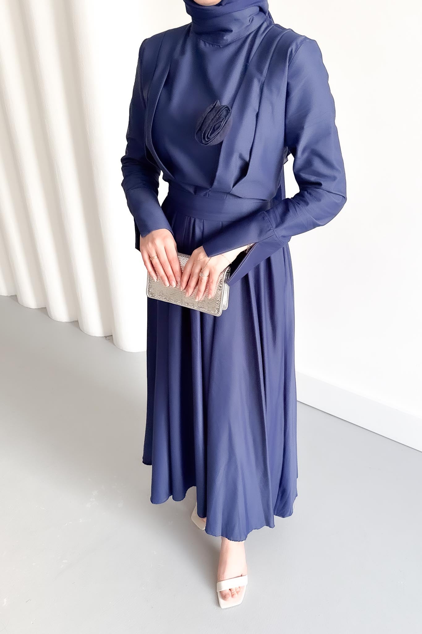 Gül Motifli Elbise Lacivert