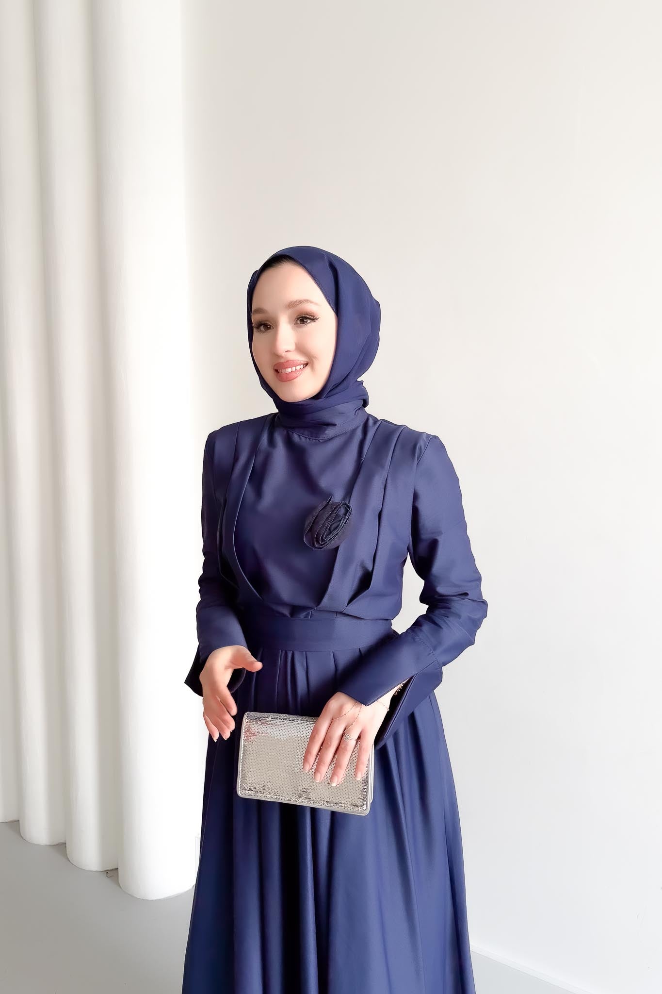 Gül Motifli Elbise Lacivert