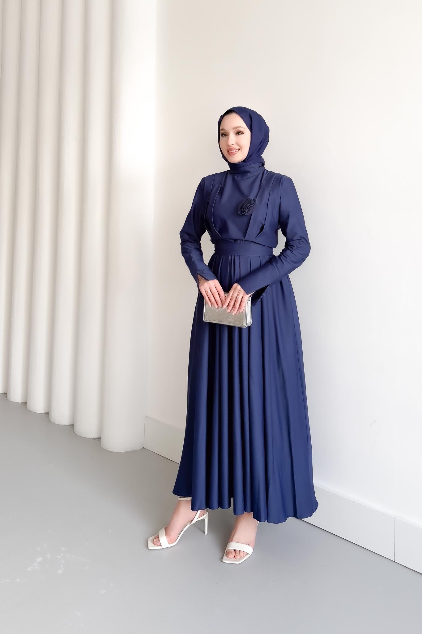 Gül Motifli Elbise Lacivert