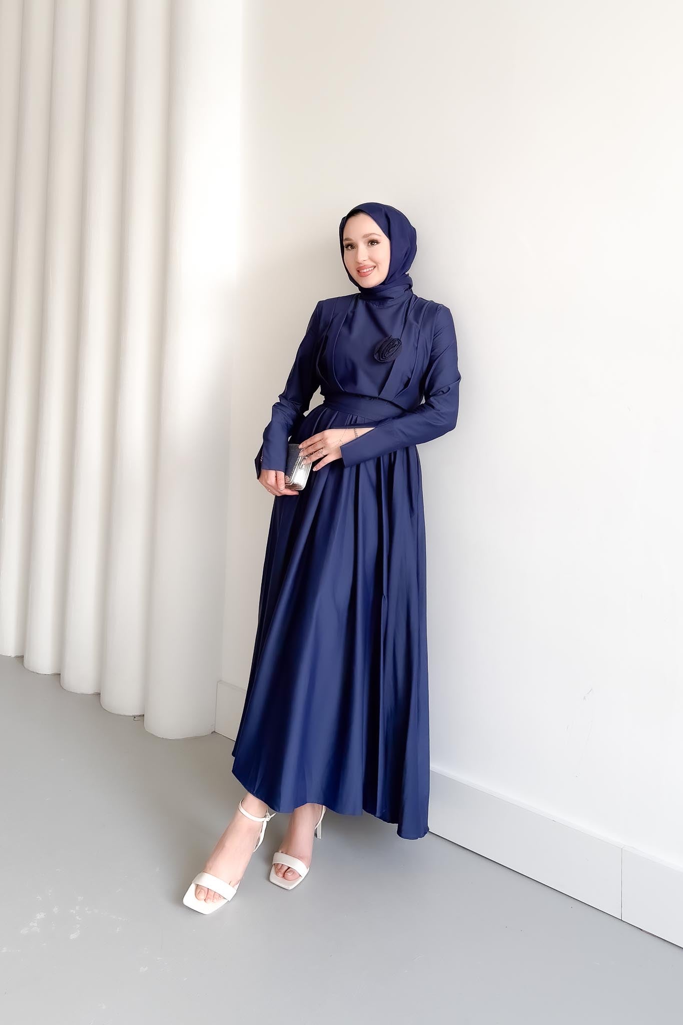 Gül Motifli Elbise Lacivert