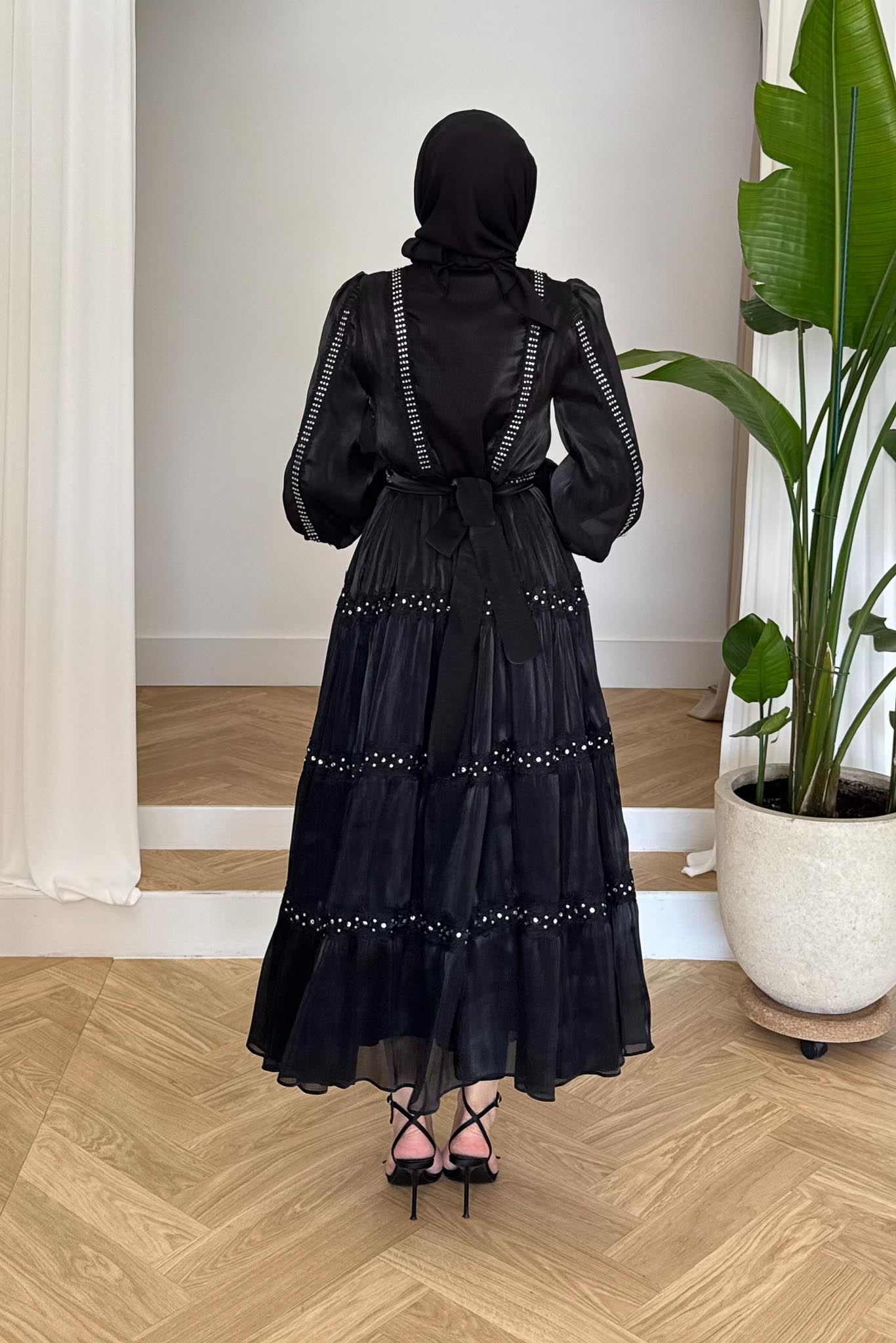 İnci Detaylı Elbise Siyah