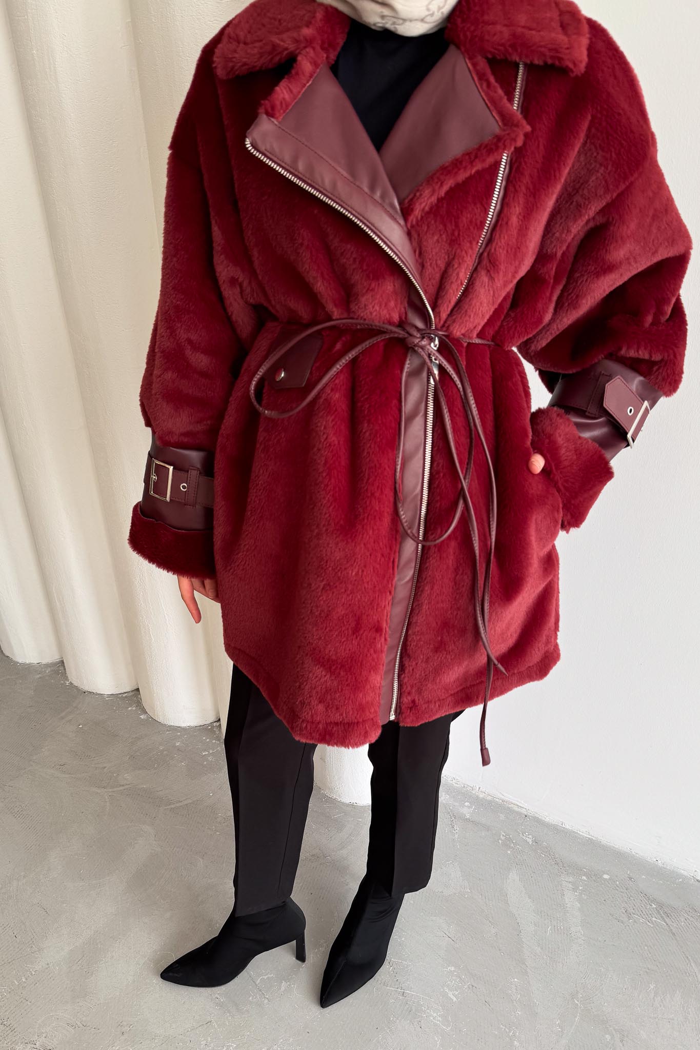 Master Plush Coat Ecru