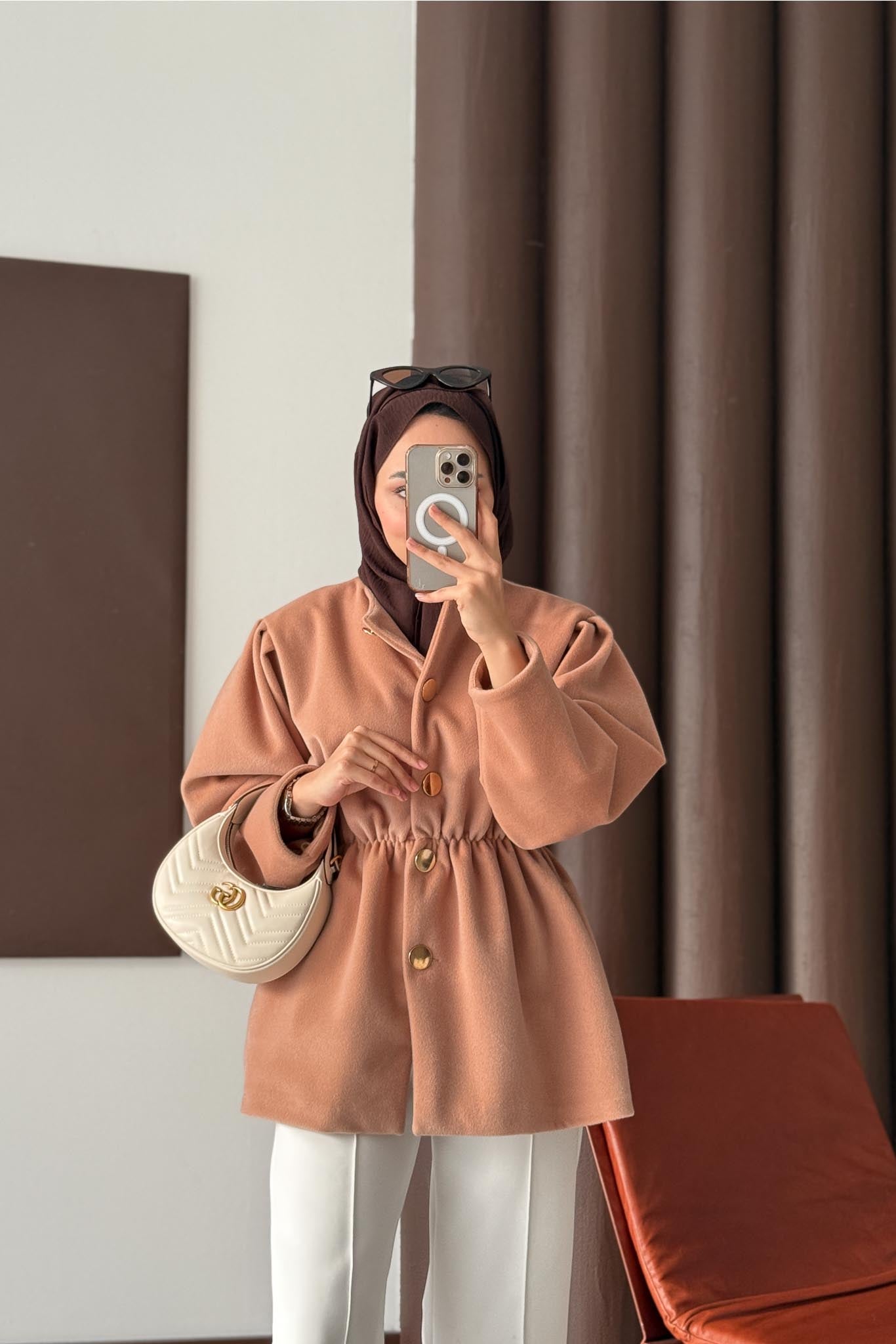 Broşlu Peluş Kap Kavuniçi