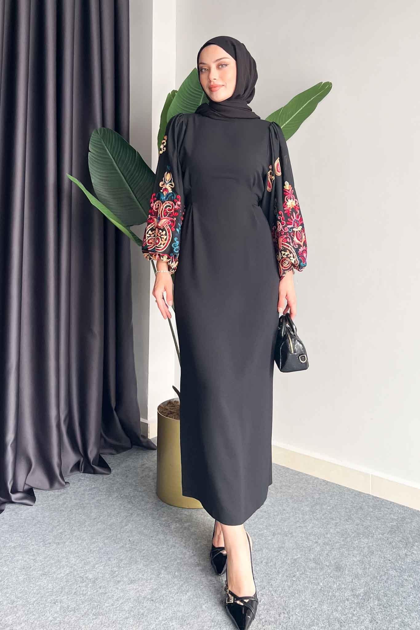 Kolu Çiçek Desenli Elbise