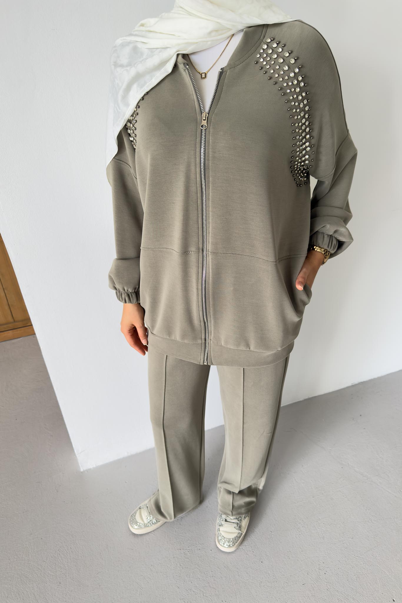 Linen Taşlı Takım Su Yeşili