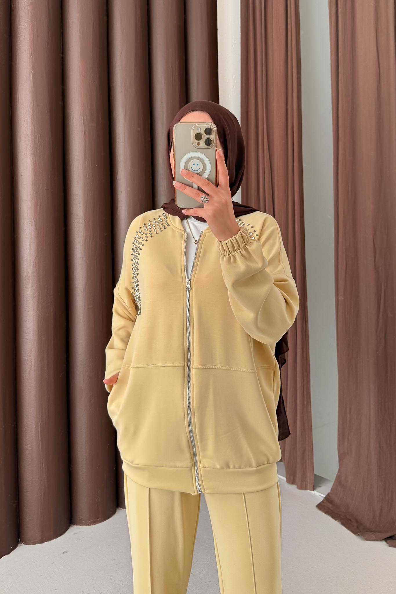 Linen Taşlı Takım Sarı