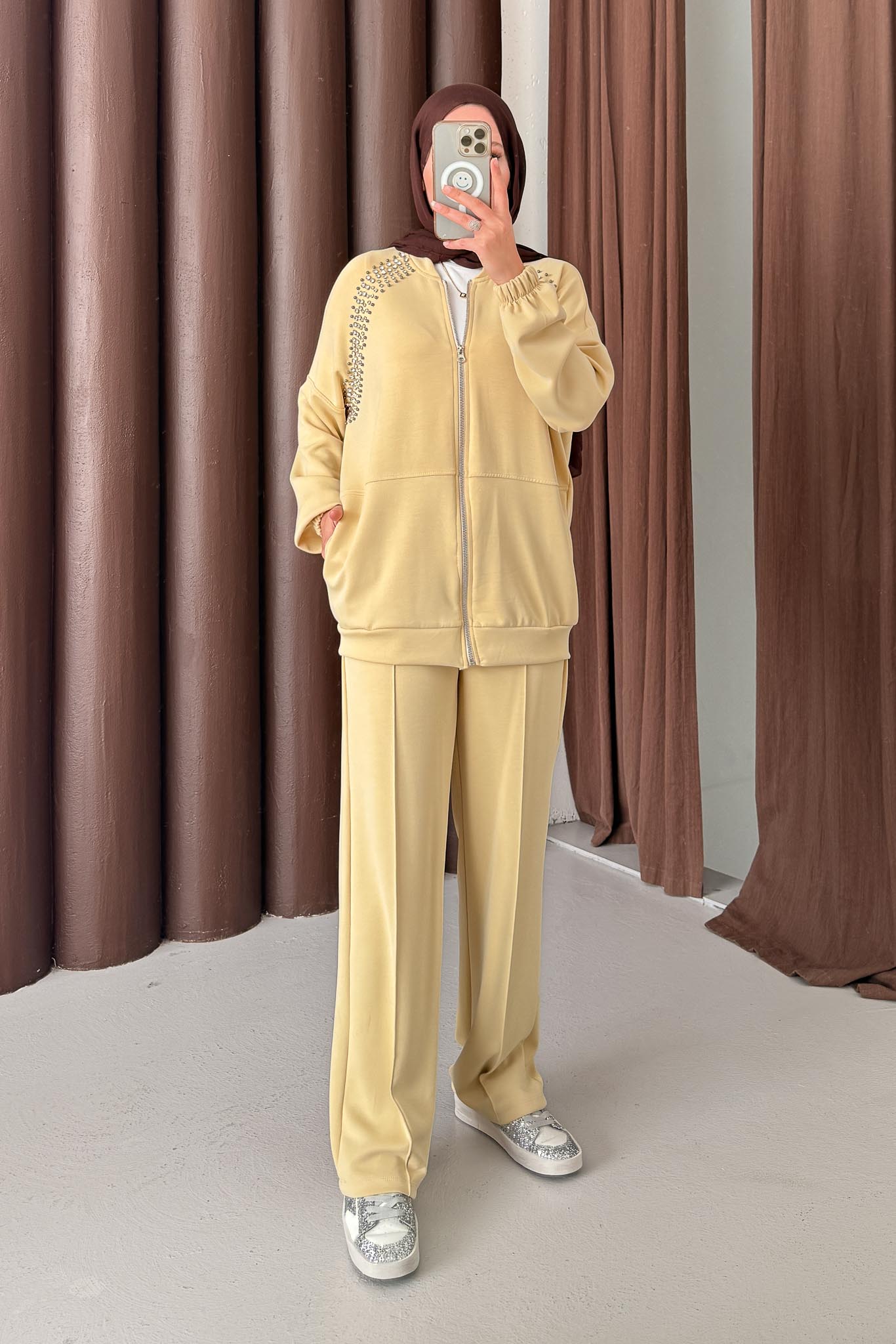 Linen Taşlı Takım Sarı