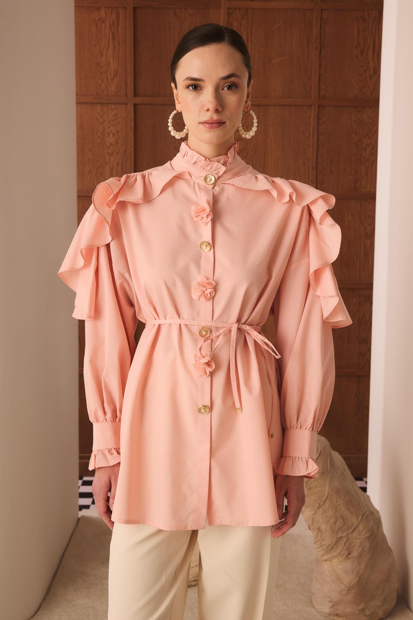 Ales Shoulder Lace Shirt Ecru