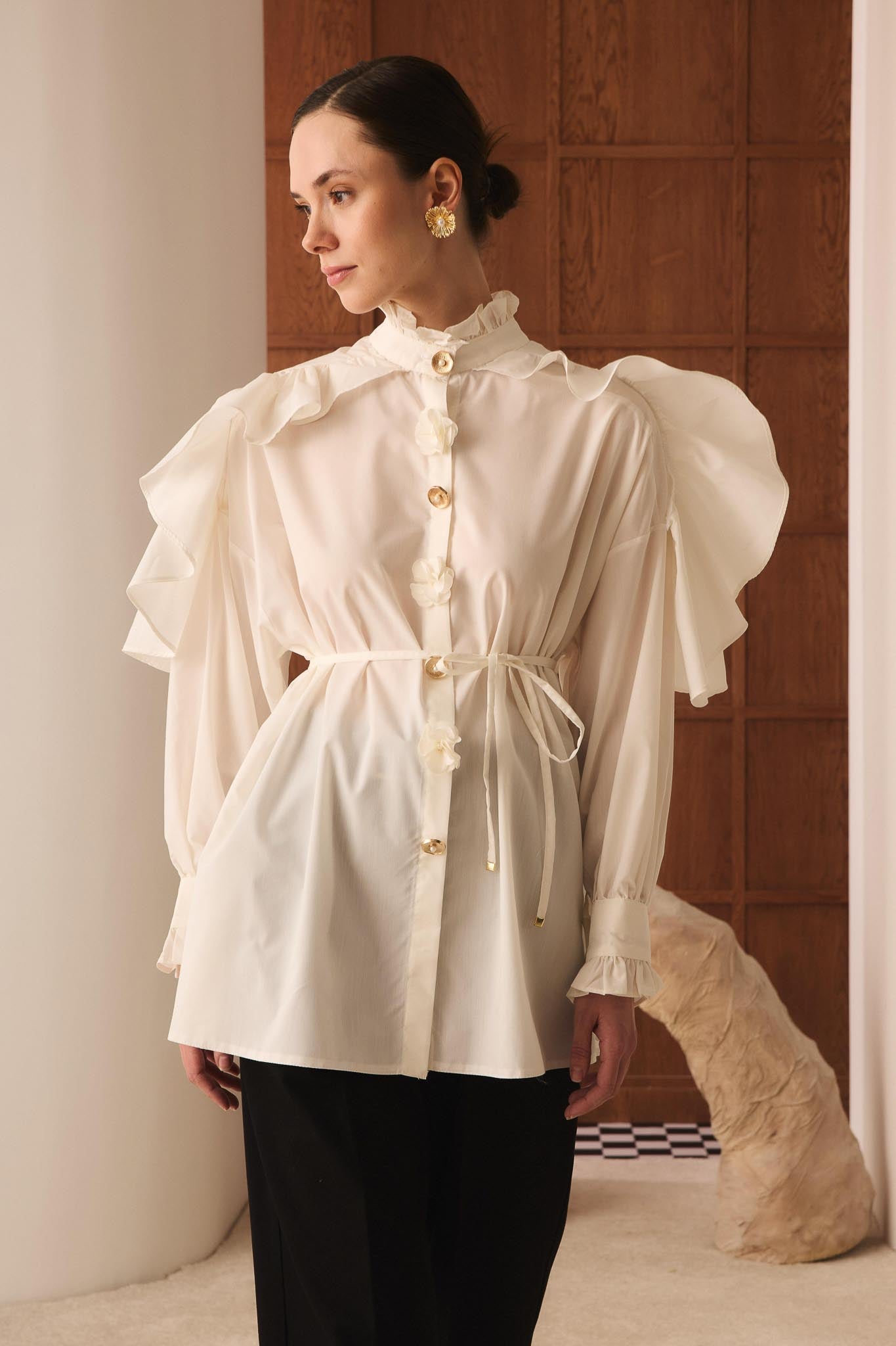 Ales Shoulder Lace Shirt Ecru