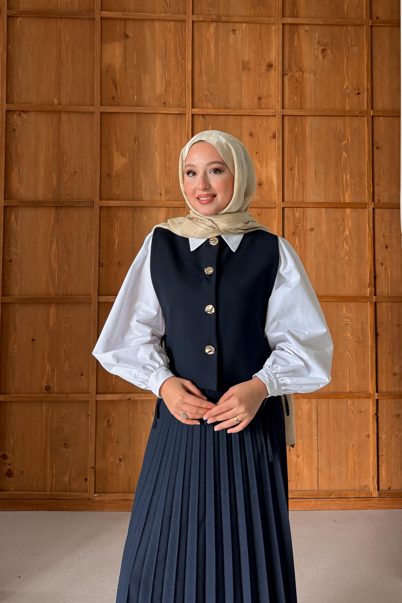 Ales Shoulder Lace Shirt Ecru