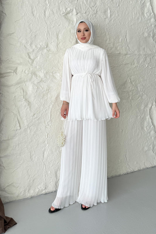 Sindy Piliseli Takım Ekru