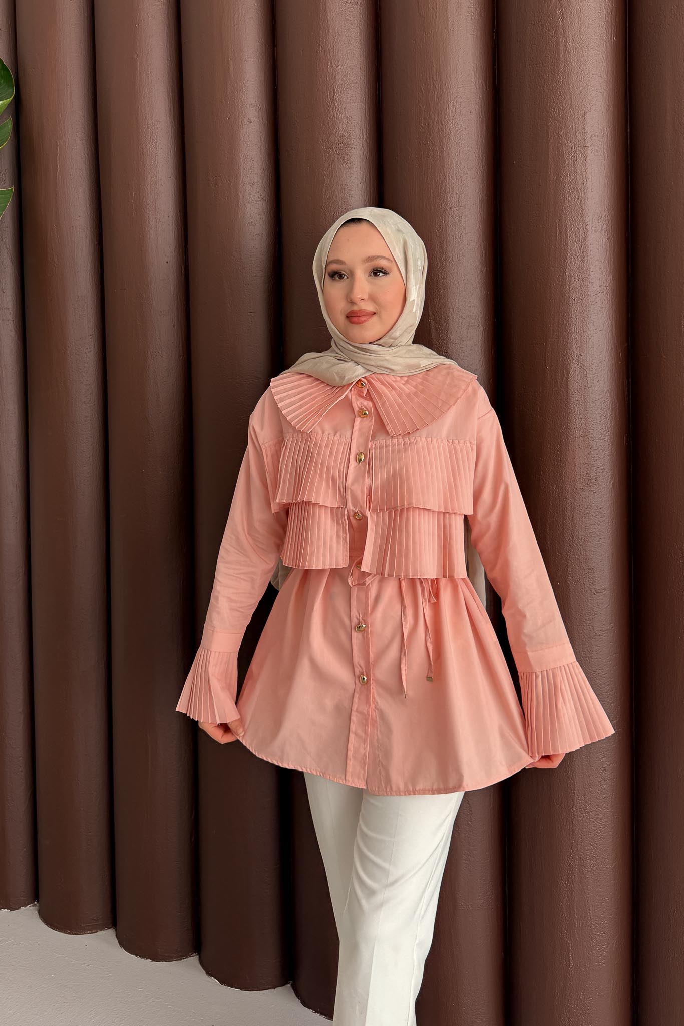 Ales Shoulder Lace Shirt Ecru