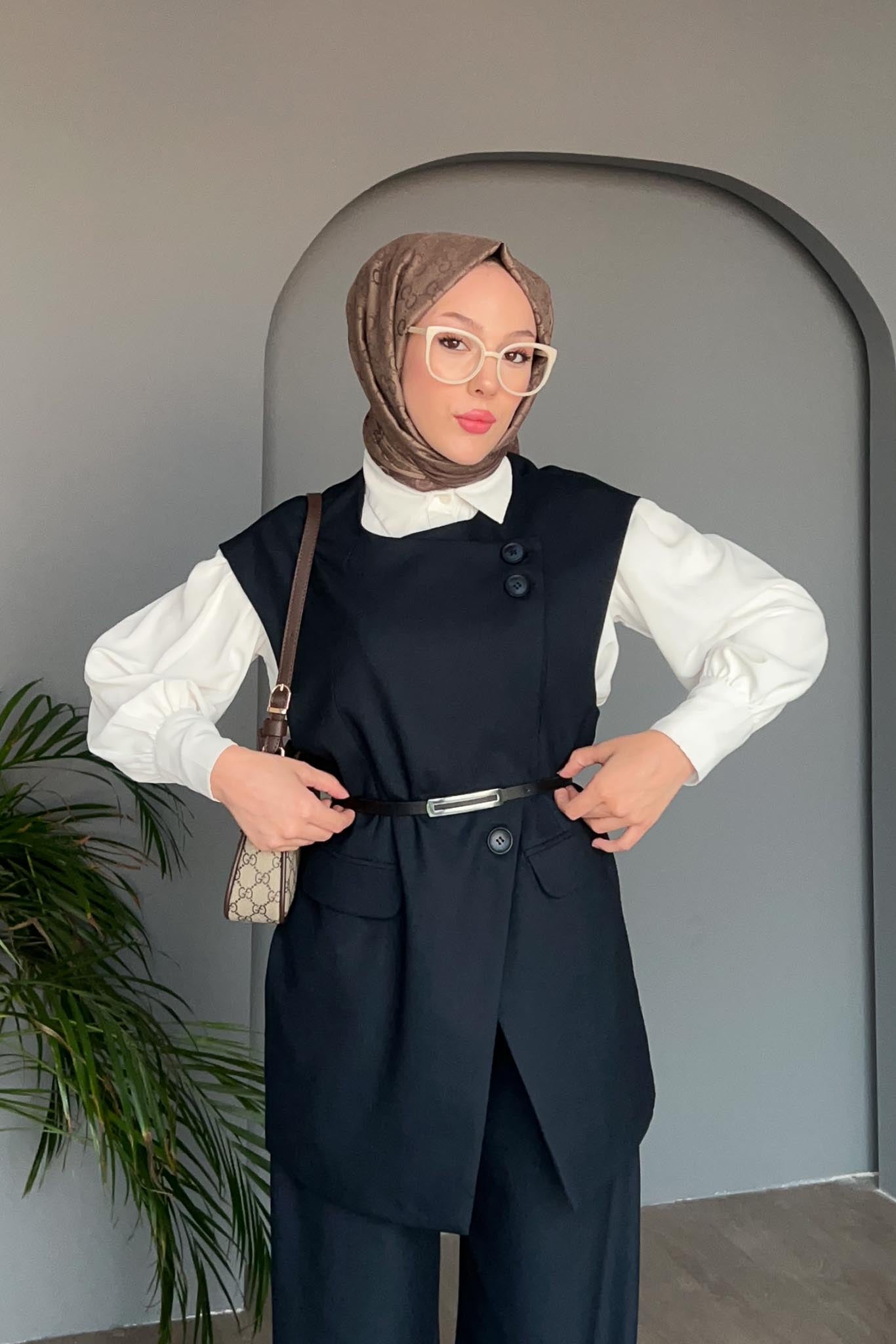 Karen Çift Düğmeli Takım Lacivert