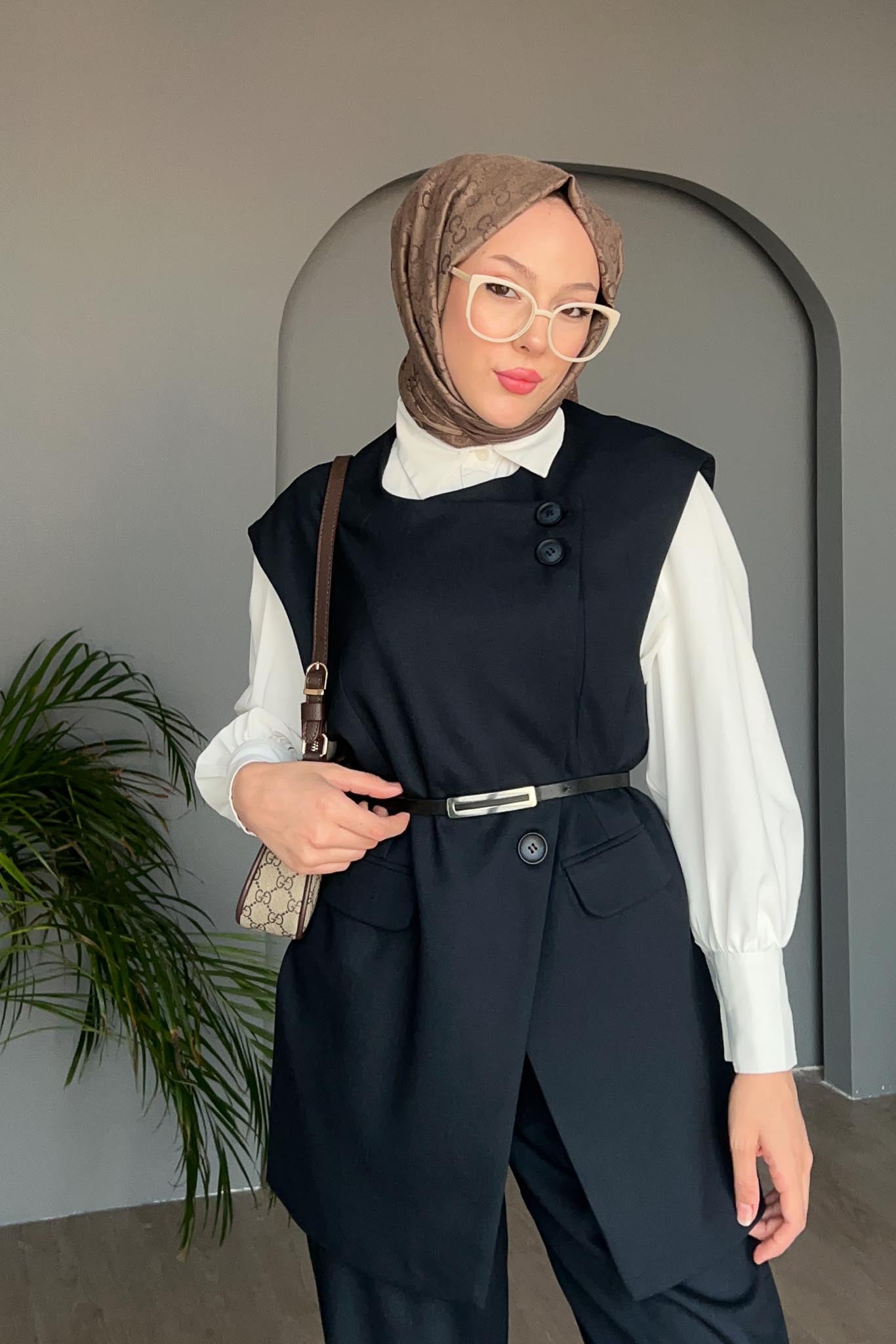 Karen Çift Düğmeli Takım Lacivert