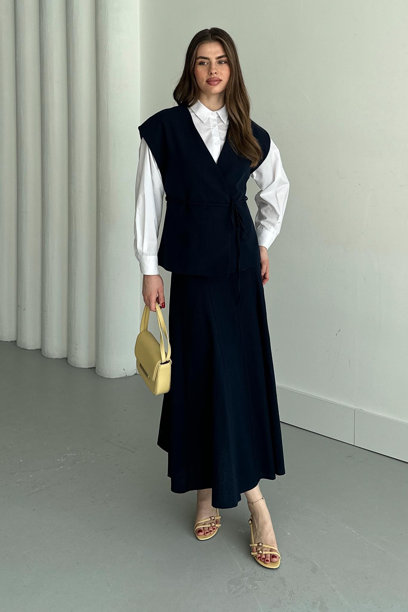 Jude V Yaka Yelekli Takım Siyah