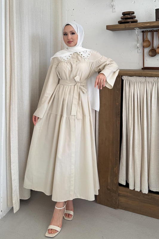 Yakası Güpürlü Elbise Taş