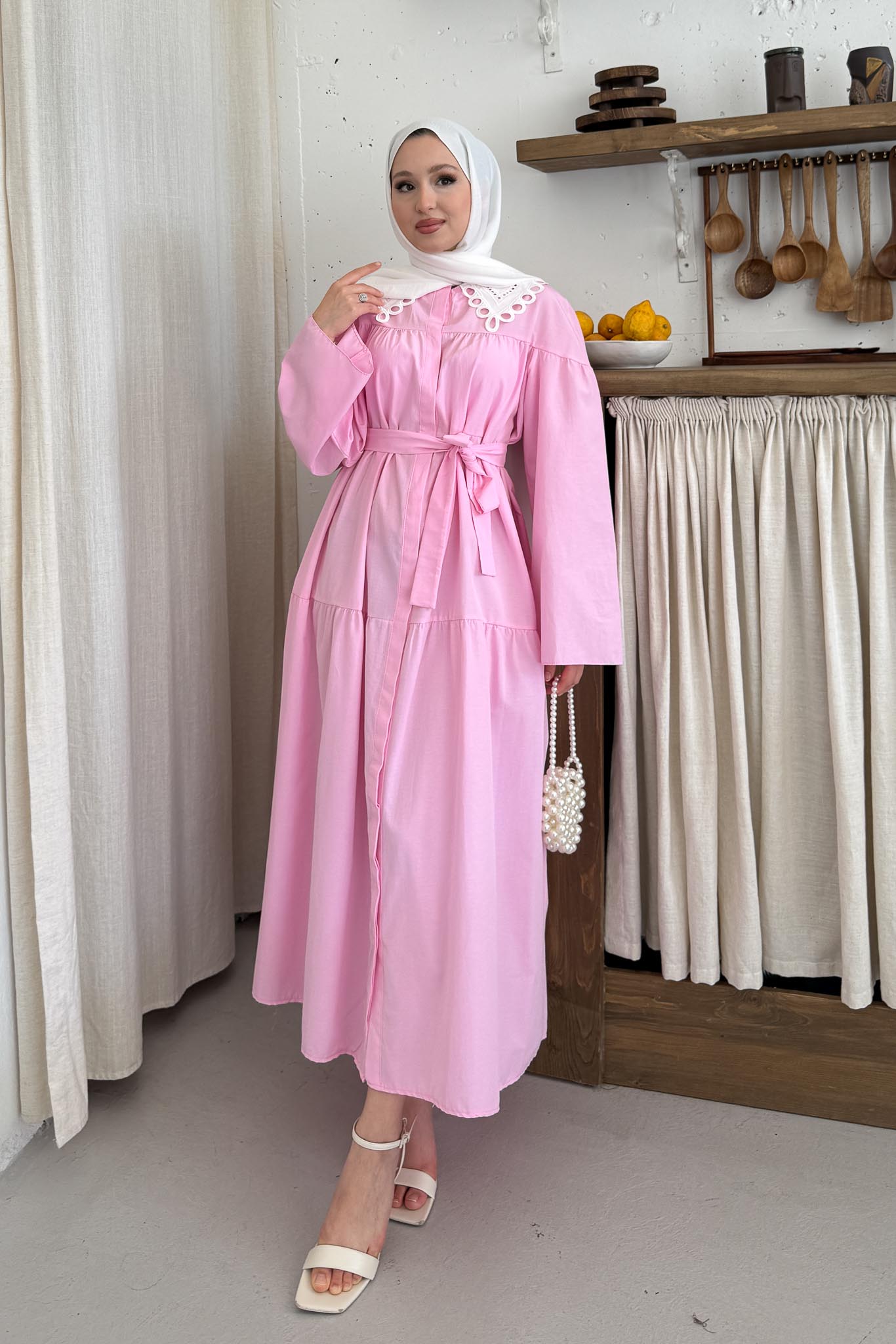 Yakası Güpürlü Elbise Pembe