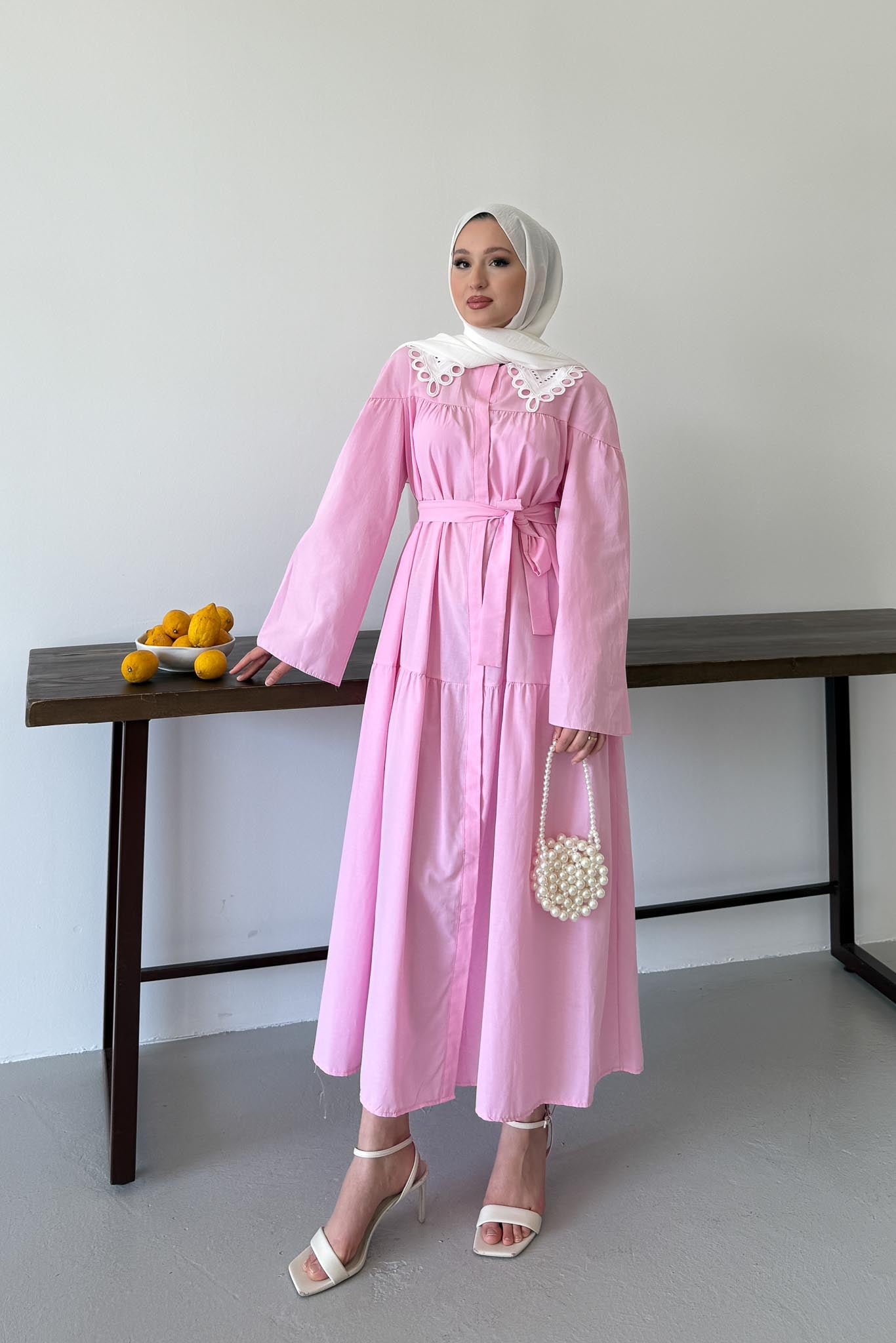 Yakası Güpürlü Elbise Pembe