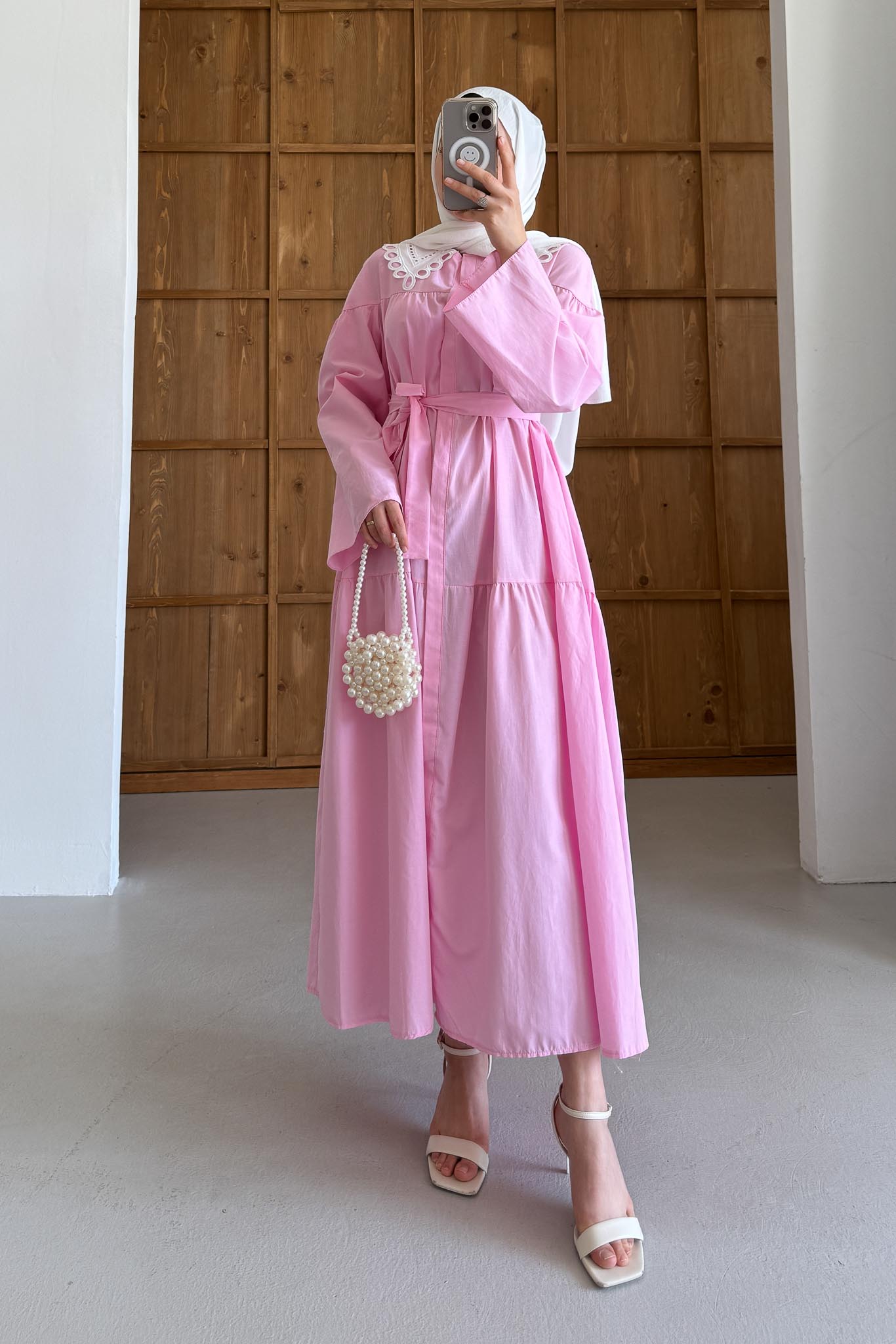 Yakası Güpürlü Elbise Pembe