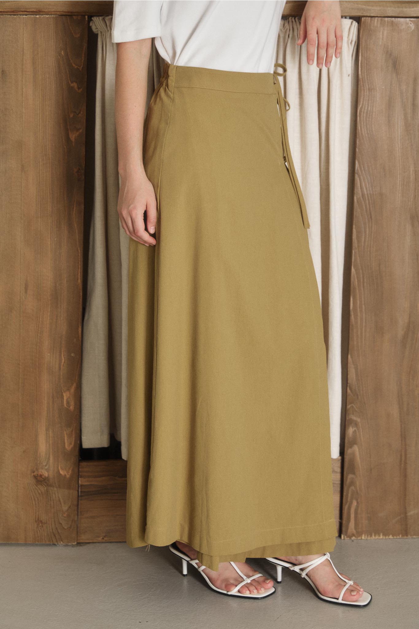 Tied Linen Skirt Beige