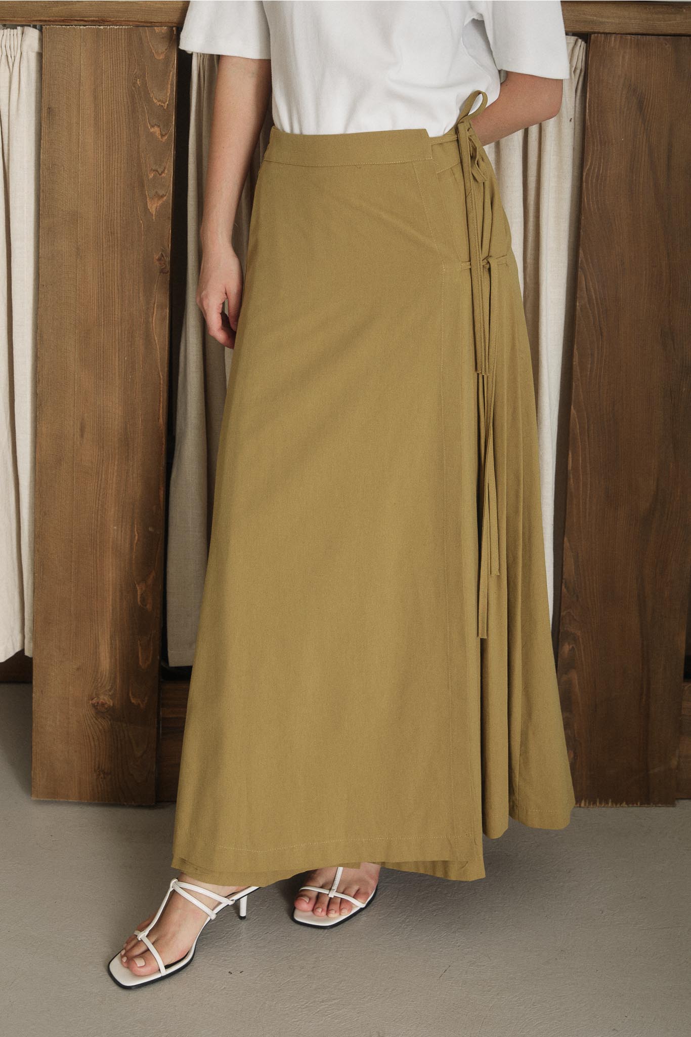 Tied Linen Skirt Beige