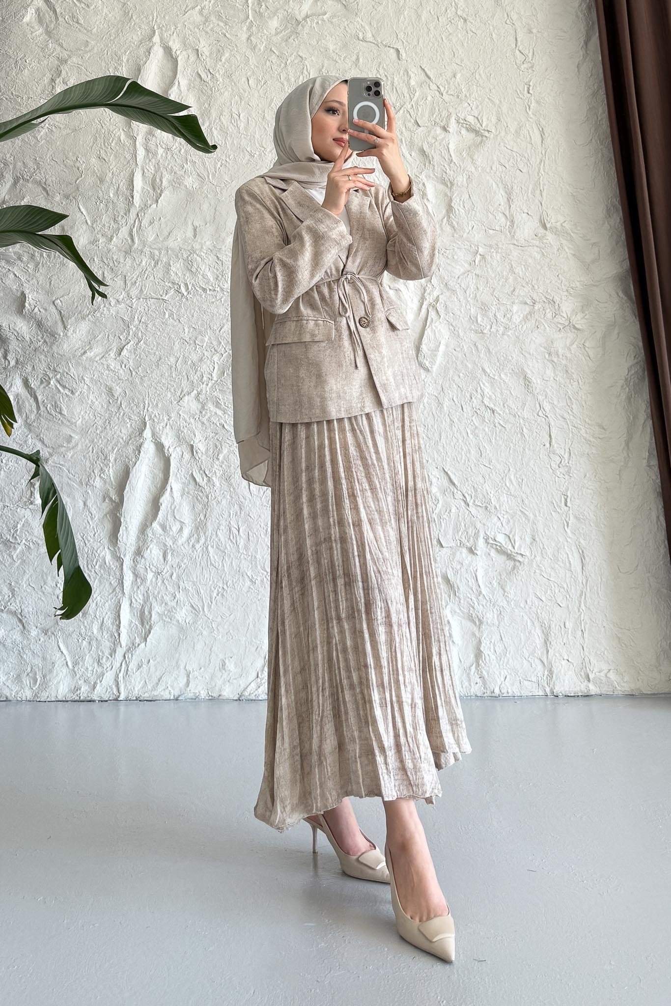 Seyran Pleated Dress Beige