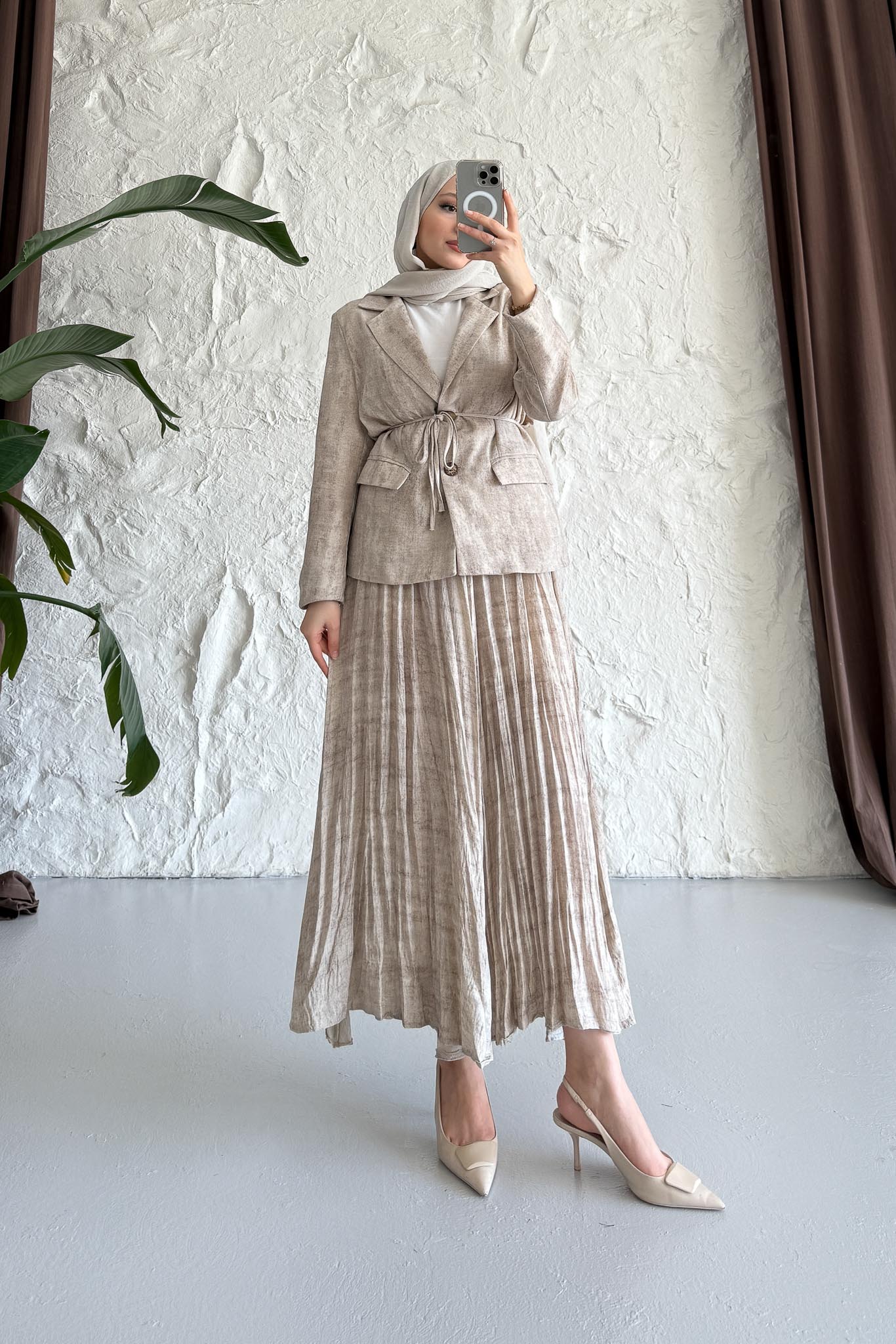 Seyran Pleated Dress Beige