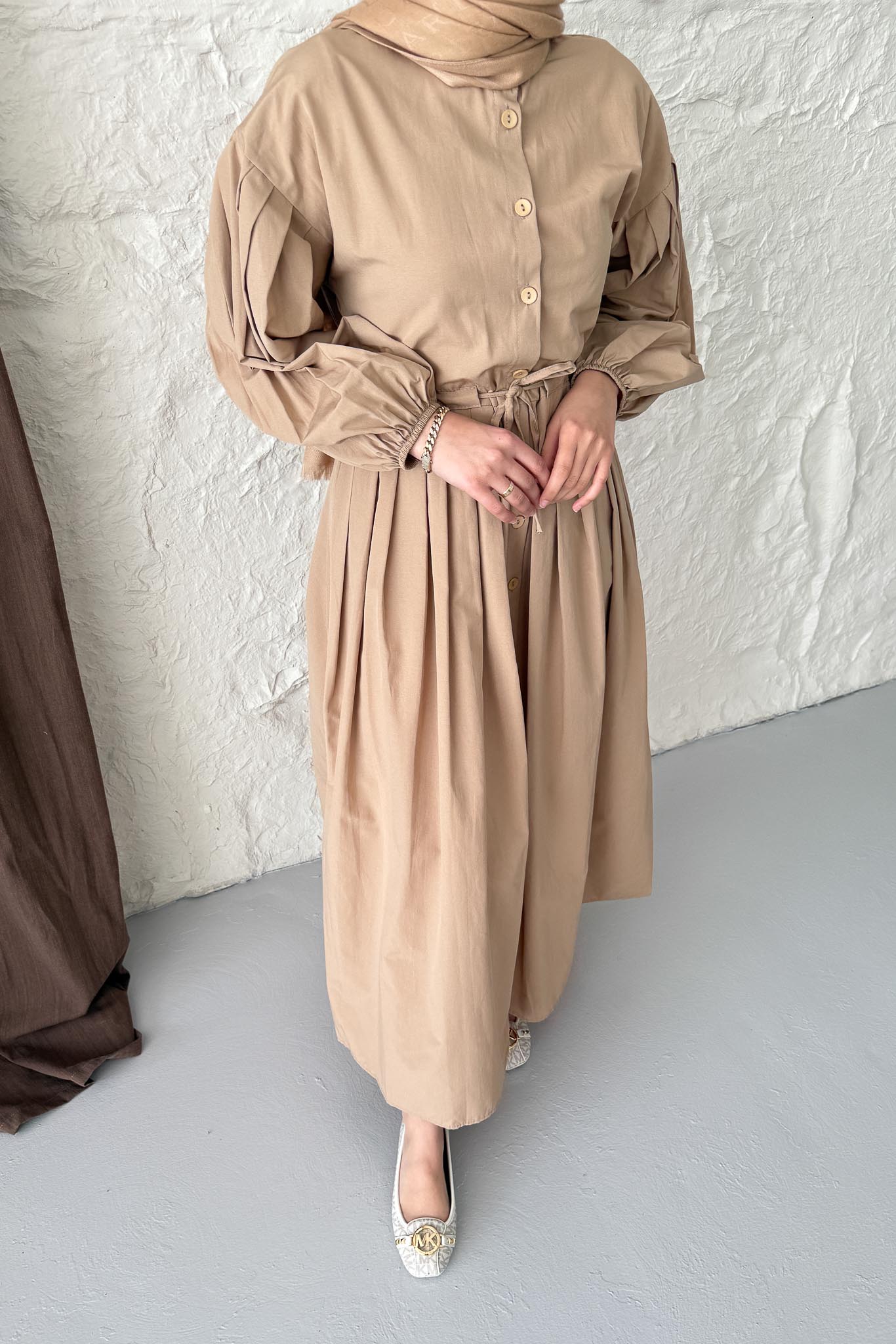 Mendy Pile Detaylı Elbise Camel