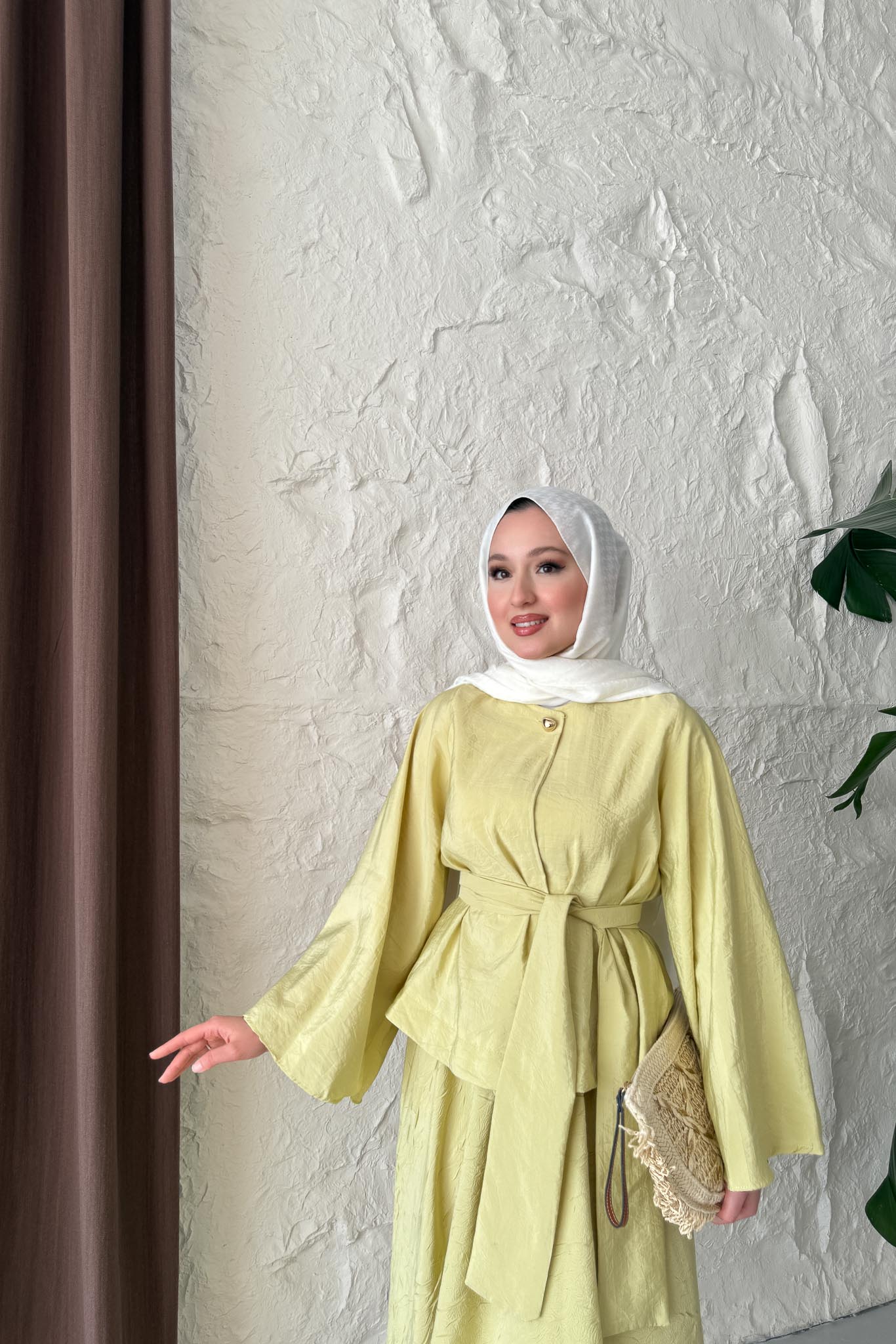 Diana Etek Takım Sarı