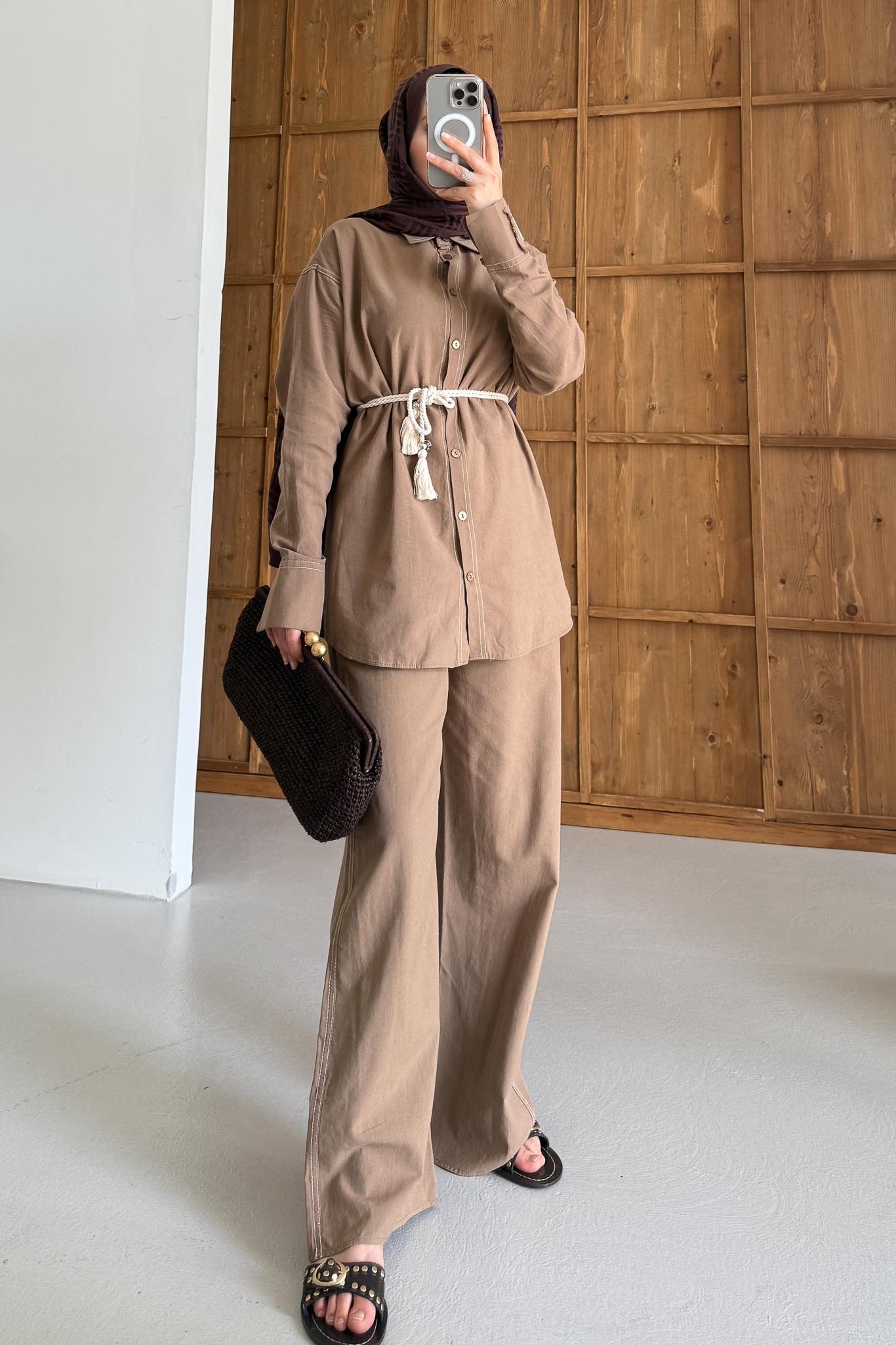 Düğmeli Keten Takım Kahverengi