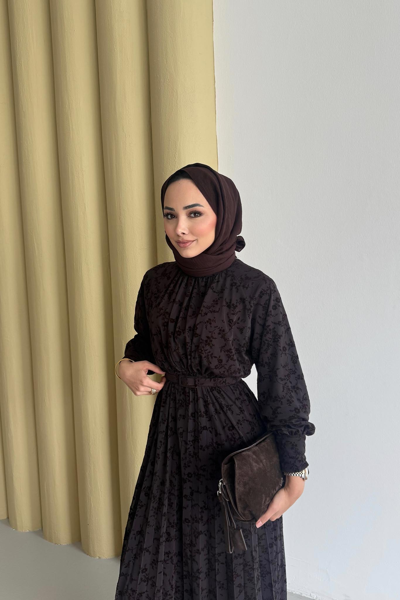 White Desenli Elbise Kahverengi