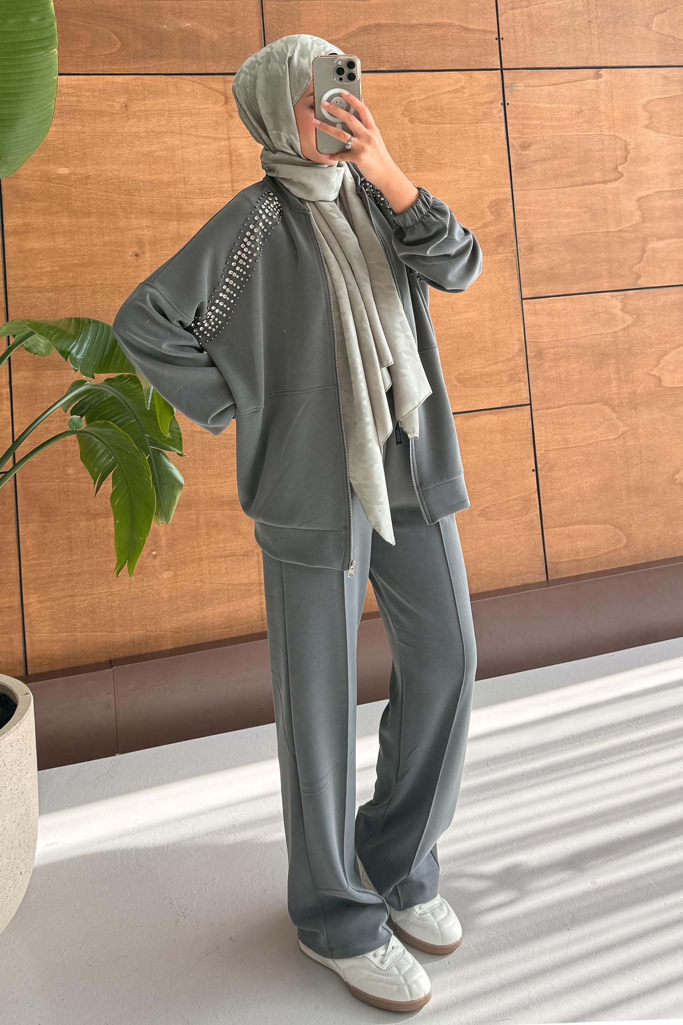 Linen Taşlı Takım Gri
