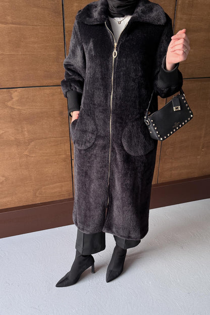 Karrera Angora Kaban Siyah