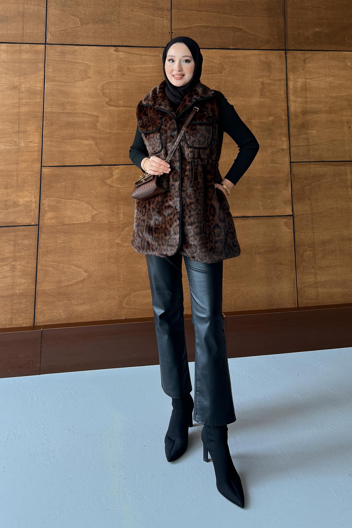 Leopar Kürklü Yelek Kahverengi