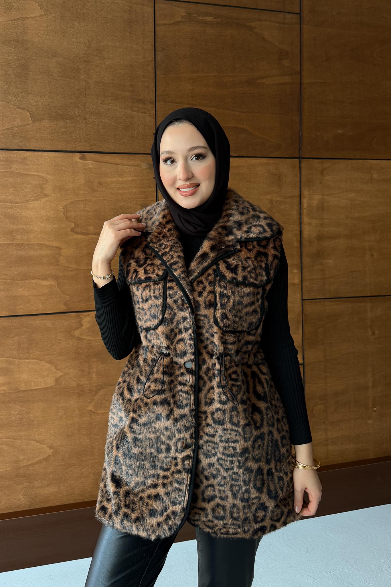 Leopar Kürklü Yelek Vizon