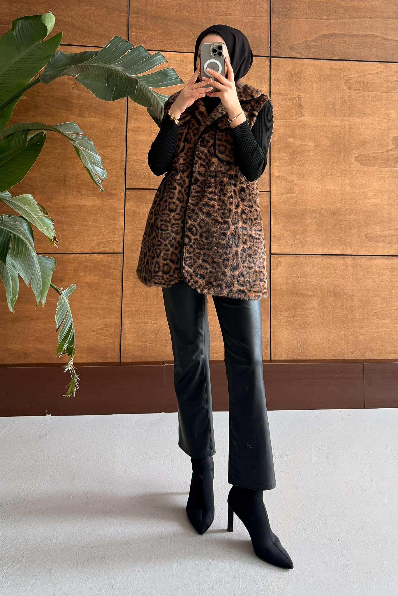 Leopar Kürklü Yelek Vizon