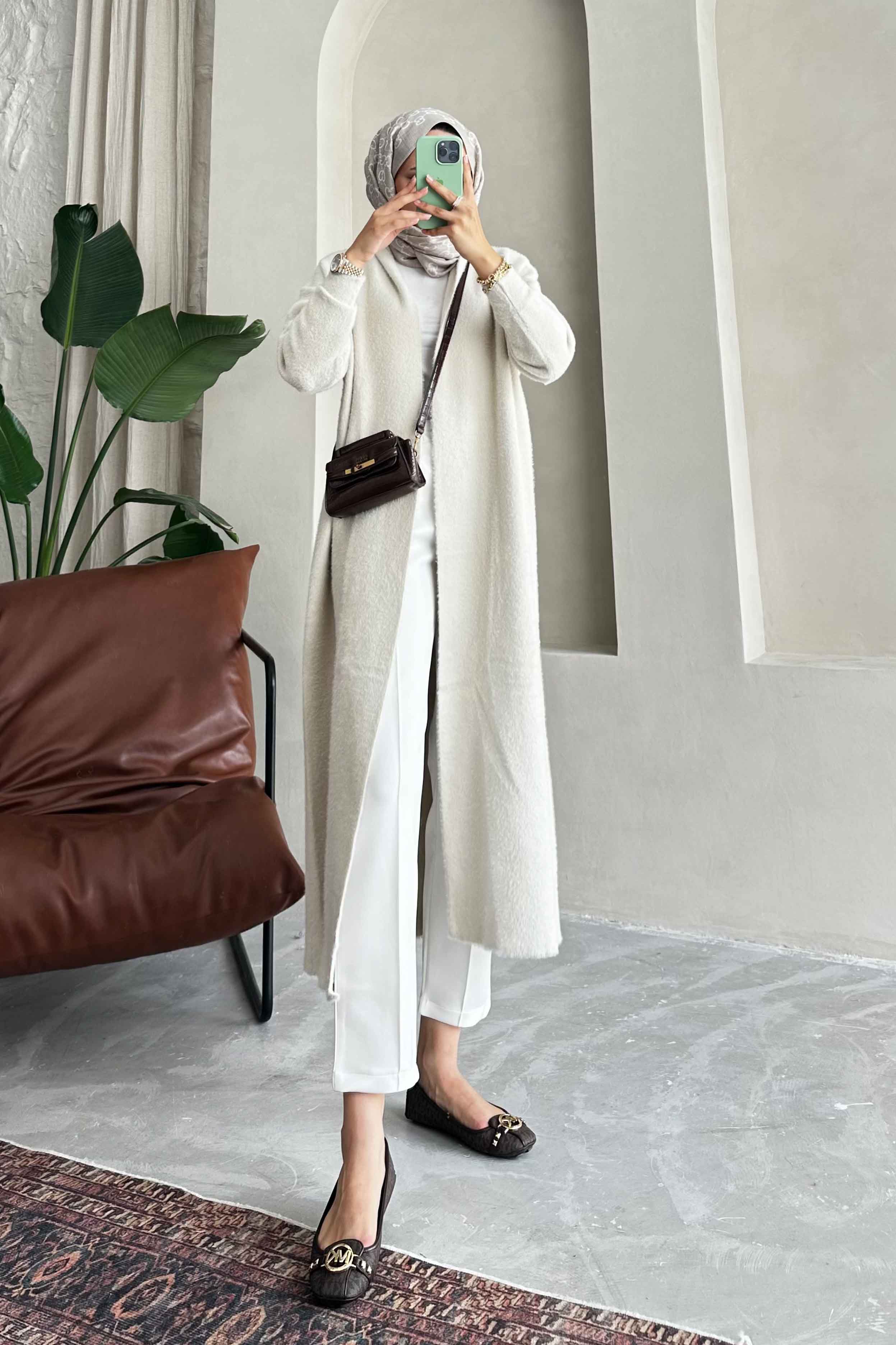 Blenda Angora Hırka Taş