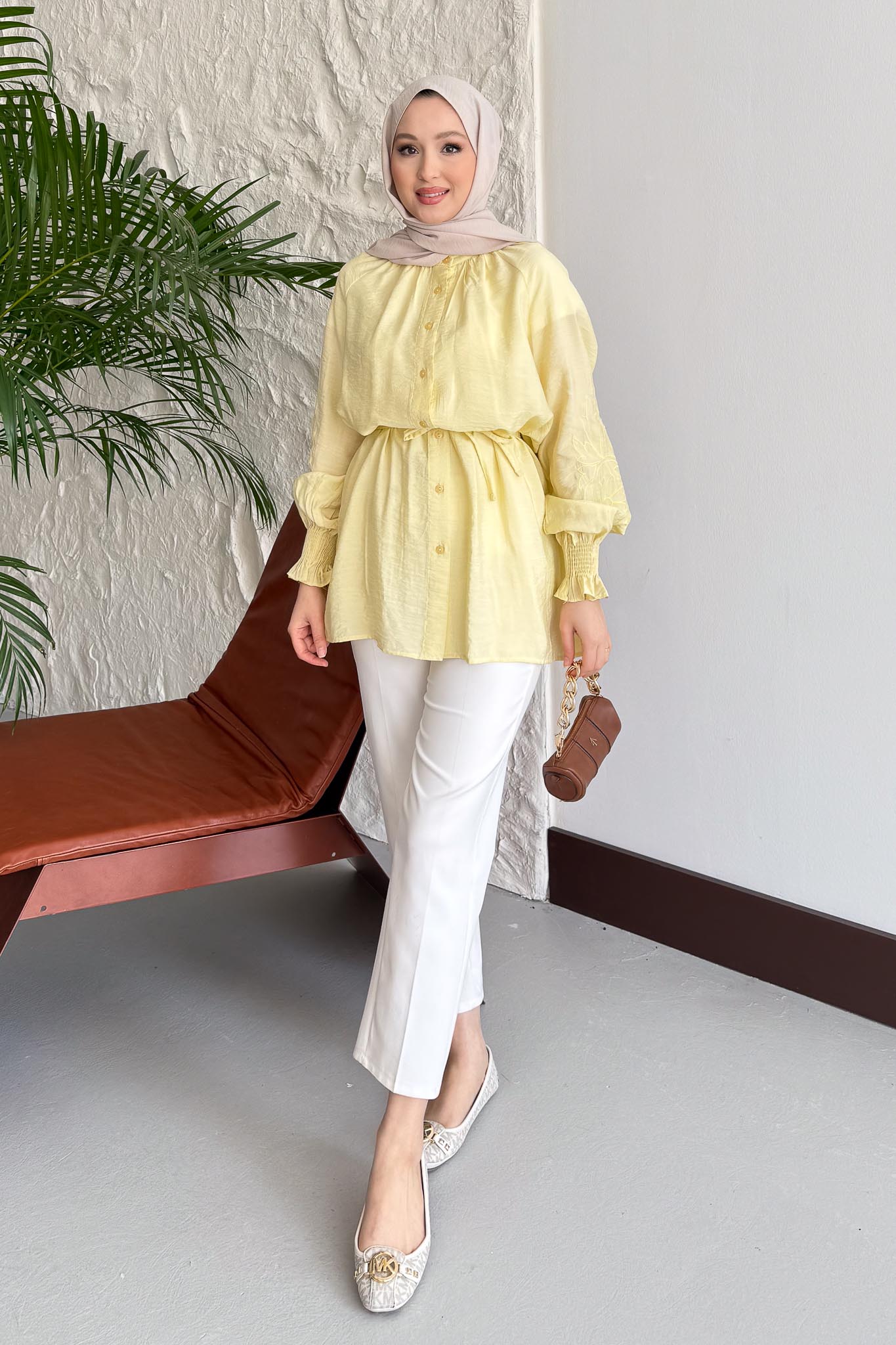 Ales Shoulder Lace Shirt Ecru