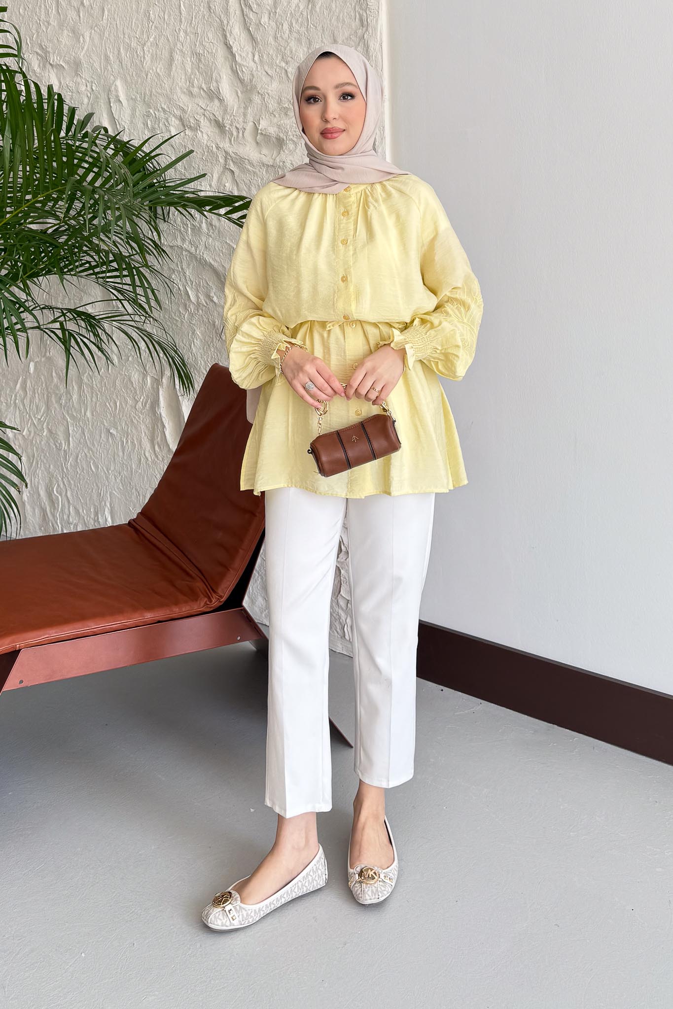 Ales Shoulder Lace Shirt Ecru