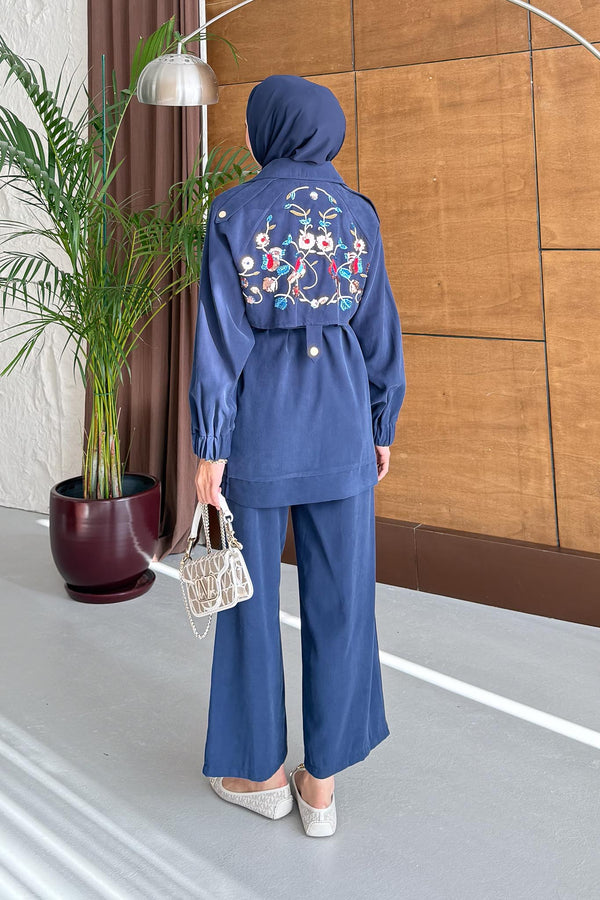 Ales Shoulder Lace Shirt Ecru