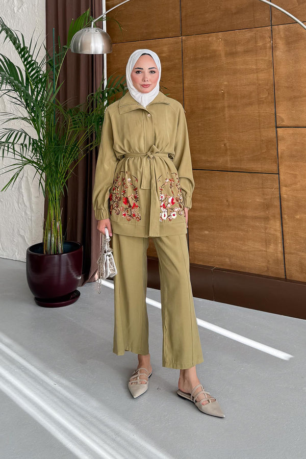 Ales Shoulder Lace Shirt Ecru