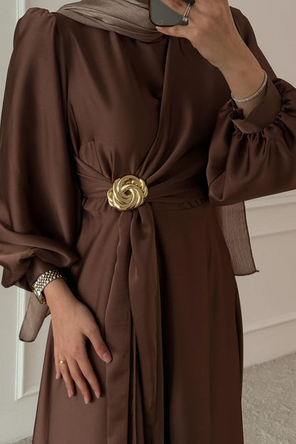 Şura Broş Saten Abiye Kahverengi