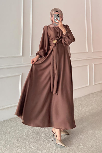 Şura Broş Saten Abiye Kahverengi