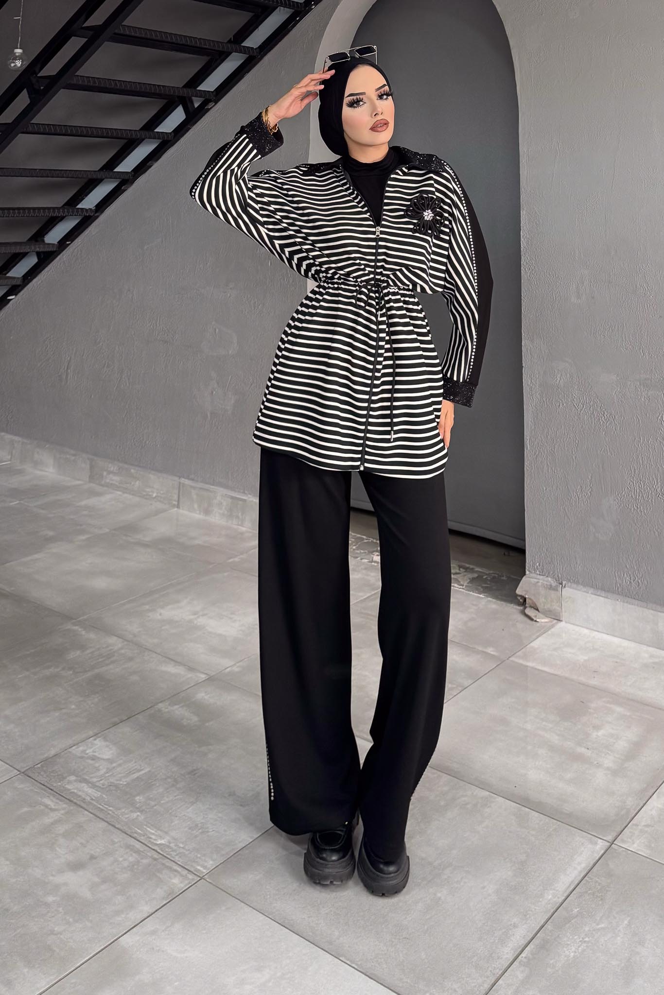 Minimal Balloon Sleeve Suit Gray